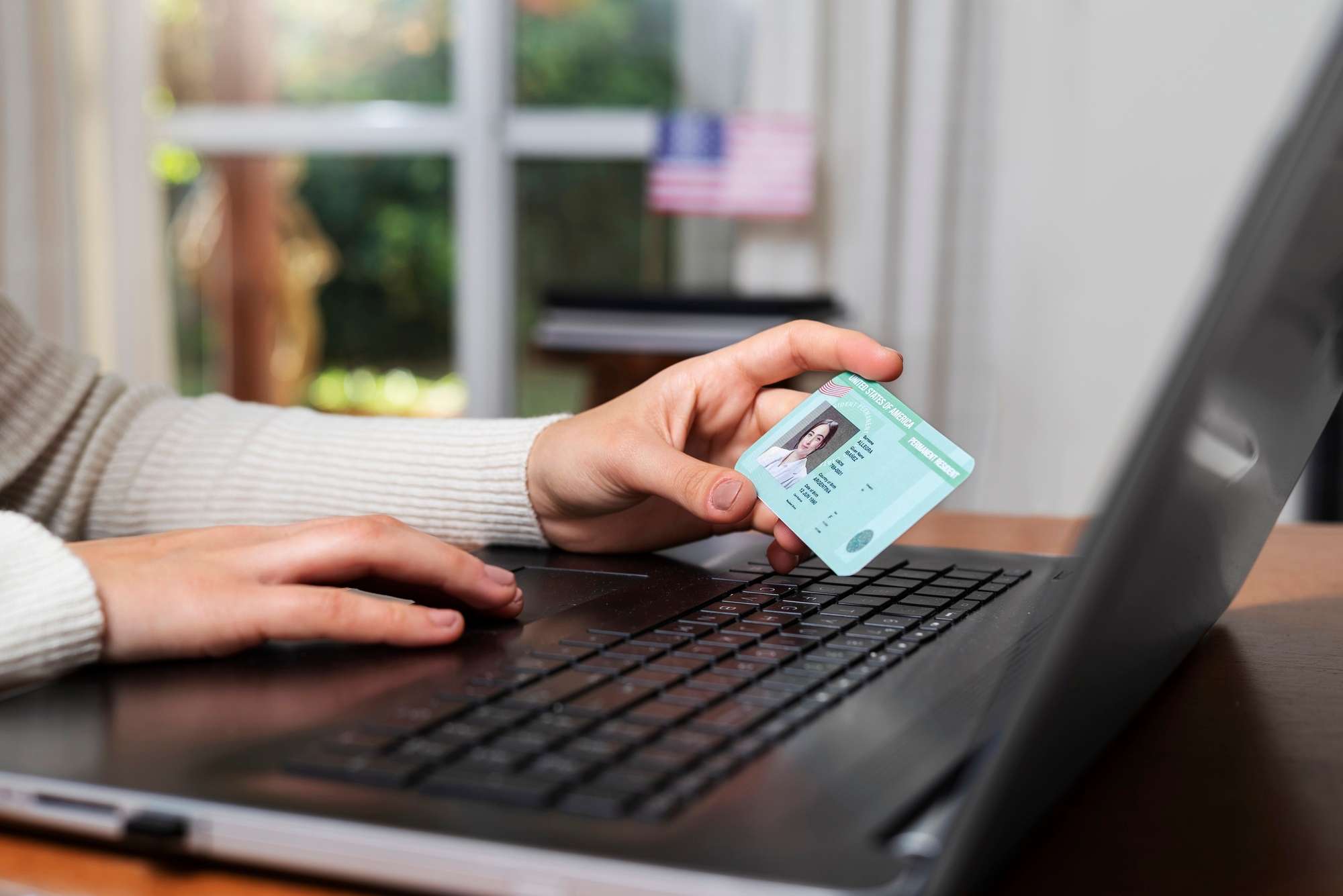 Waspada SIM Swapping Lindungi Akun Digital dari Peretas