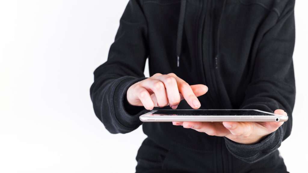 TapJacking Android Manfaat Animasi UI Bypass Izin Pengguna