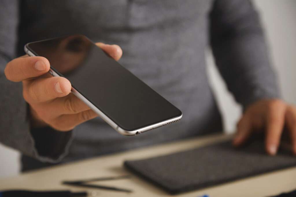 Risiko Keamanan di Balik Jailbreaking dan Rooting Perangkat