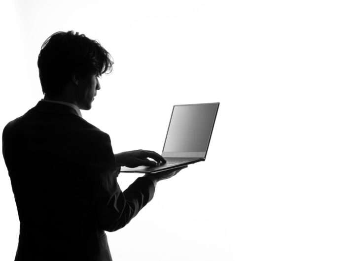 Shadow IT Ancaman di Balik Layar