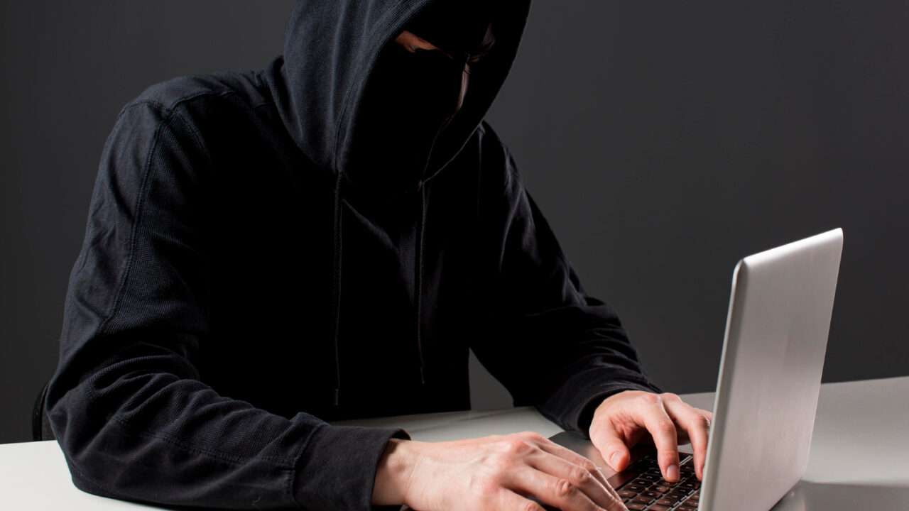 Phising Penipuan Kontekstual