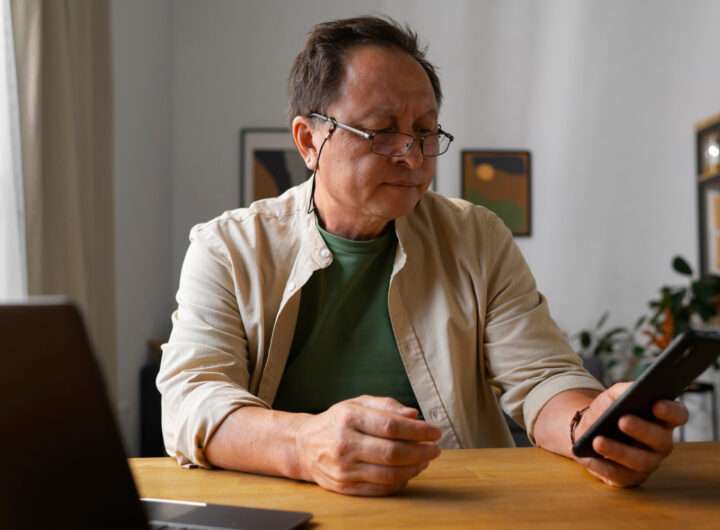 Penipuan Lansia Meroket Uang Miliaran Melayang