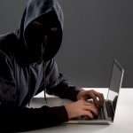 Spyware Berkedok Aplikasi Kencan