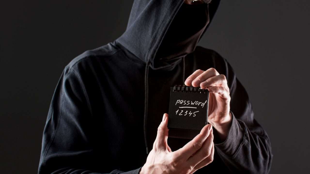 Identitas Target Utama Peretas 2026