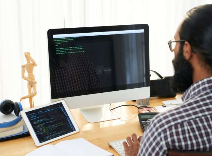 Bahaya di Balik Situs Kloningan