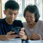 Panduan Chat Aman ESET untuk Anak