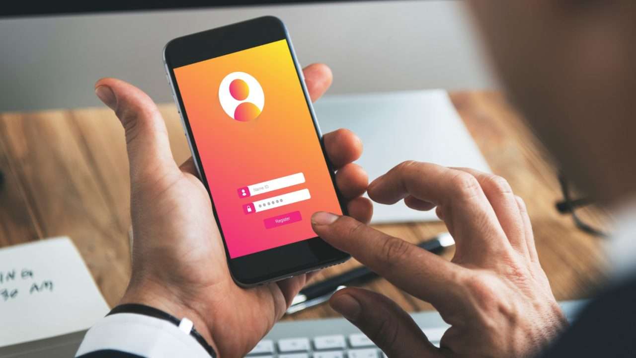Menangkal Pembajakan Akun via Selfie Video AI