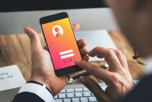 Menangkal Pembajakan Akun via Selfie Video AI