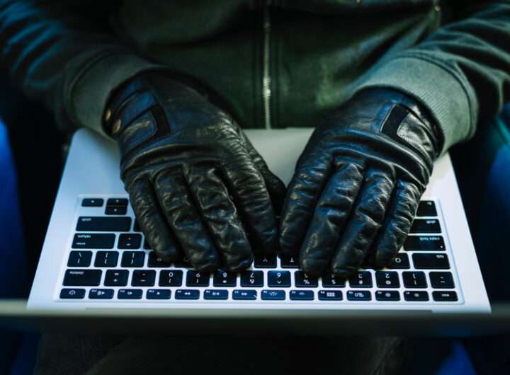 Serangan Hands-on-Keyboard