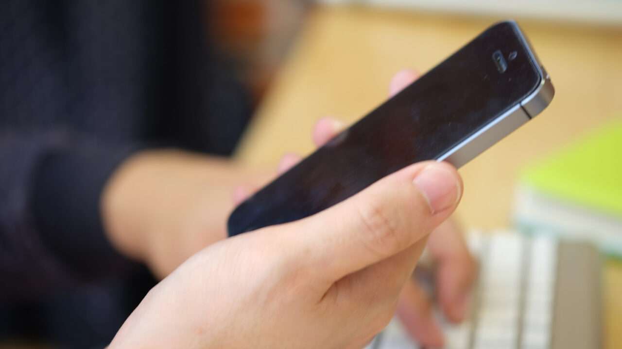 Cara Mudah Hapus Aplikasi Bawaan Komputer dan Android