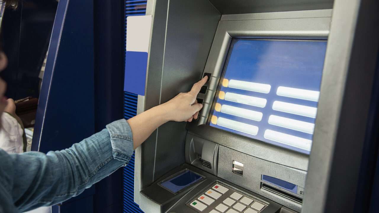 Kenali Ciri-Ciri Penipuan ATM Bitcoin yang Marak