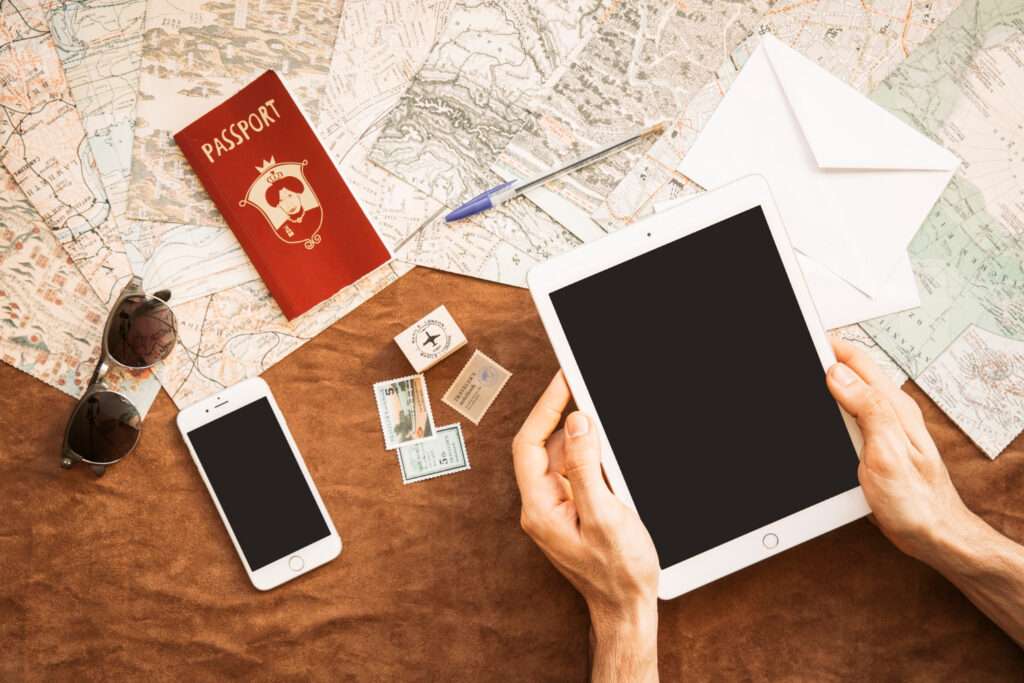 Bahaya Phising Airbnb dan Booking.Com