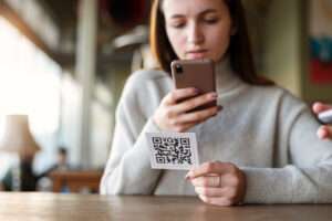 Bahaya Tersembunyi di Balik Kepraktisan Digital