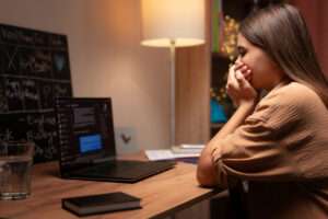 Software Bajakan & Ancaman Nyata di Baliknya