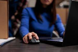 Penjahat Siber Sembunyikan Jejak dalam Serangan ClickFix